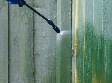 How to remove green growth from outdoor spaces | Bostik Ireland