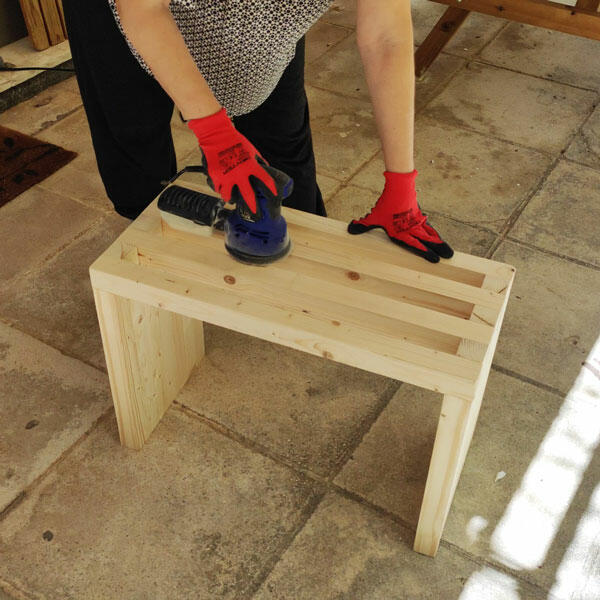 Bostik-DIY-Greece-Tutorial-Bench-step-7