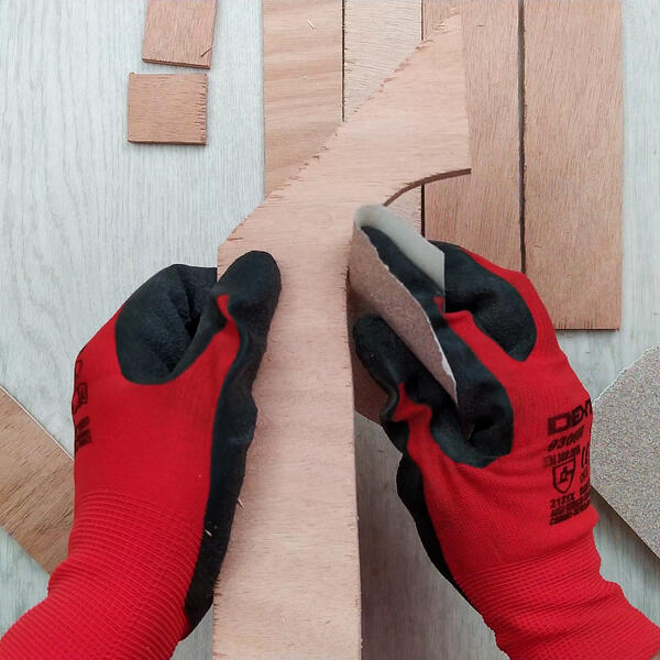 Bostik-DIY-Greece-Tutorial-BirdFeeder-Image-1080x1080-03