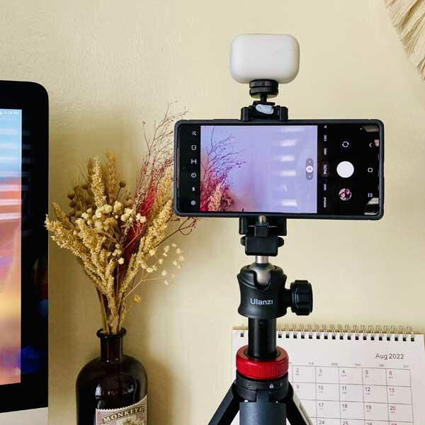 Bostik-DIY-Philippines-tutorial-Vlogging-Made-Easy-with-Bostik-Blu-Tack-step-5