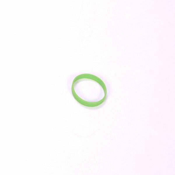 Bostik-DIY-Poland-Ideas-Inspiration-Repair-Rubber-Bracelet-step-4