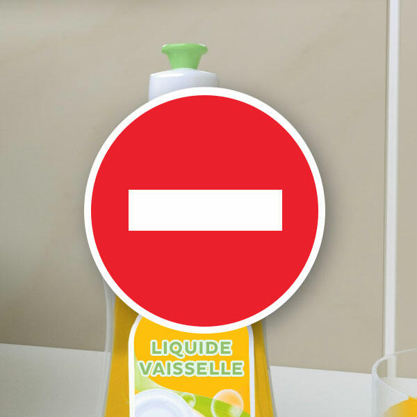 Bostik-DIY-Poland-tutorial-smoothing-spray-vs-dishwashing-soap-step-1