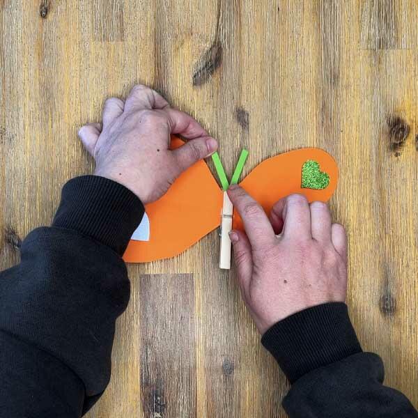 Bostik-DIY-South-Africa-Tutorial-Butterfly-Step-4