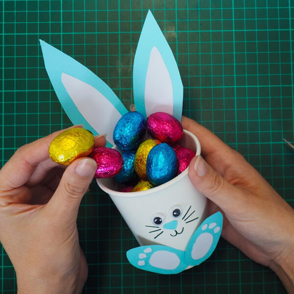 Bostik-DIY-South-Africa-Tutorial-Easter-Cup-Bunnies-step-6