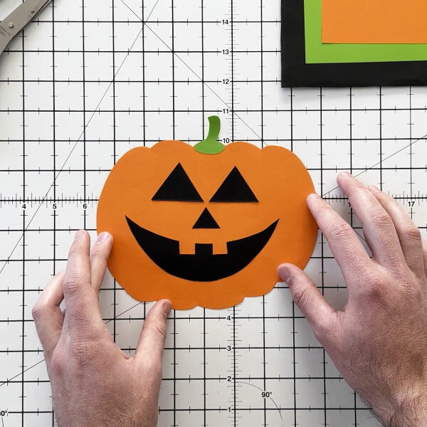 Bostik-DIY-South-Africa-Tutorial-Halloween-Pumpkin-Step-5