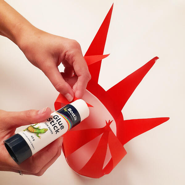 Bostik-DIY-South-Africa-Tutorial-Paper-Santa-Hat-step-8