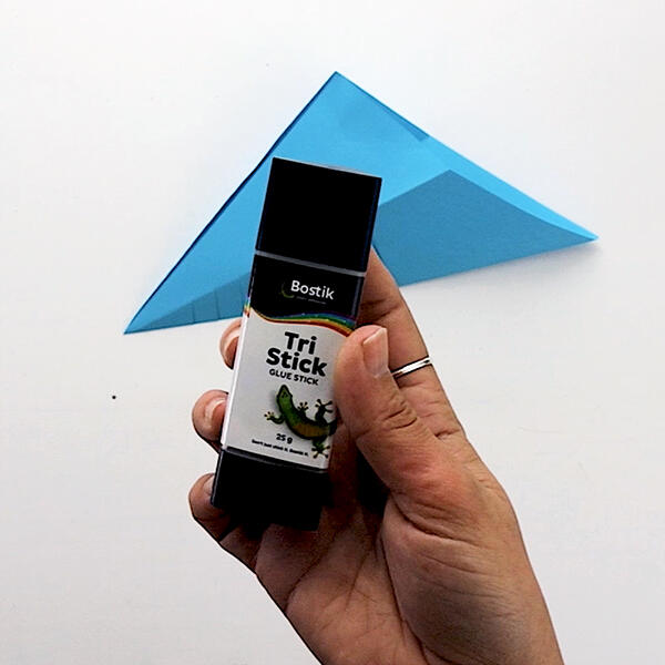 Bostik-DIY-South-Africa-Tutorial-Paper-Shark-step-5
