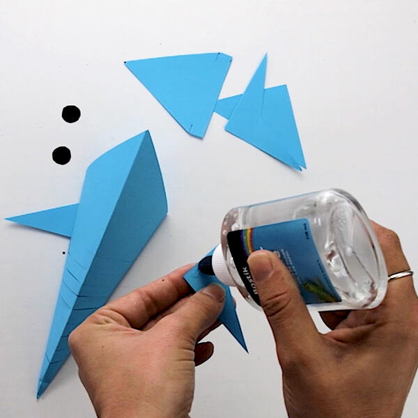 Bostik-DIY-South-Africa-Tutorial-Paper-Shark-step-7