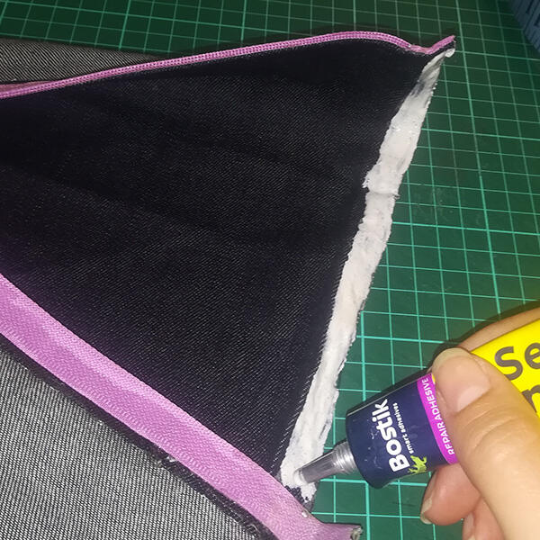 Bostik-DIY-South-Africa-Tutorial-Sew-Simple-Pencil-Bag-step-2.3