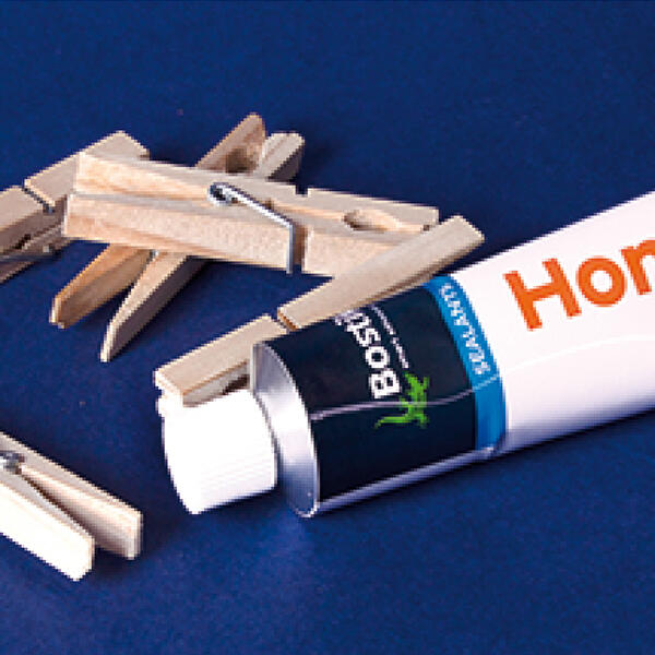 Bostik-DIY-South-Africa-Tutorial-Wooden-Peg-Trivet-step-1