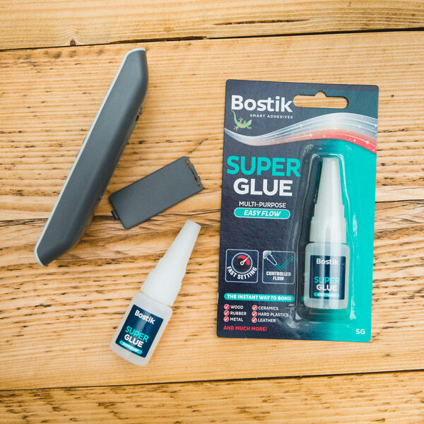 Bostik-DIY-Super-Glue-Easy-Flow-United-Kingdom-Packshot-1920x1920v2