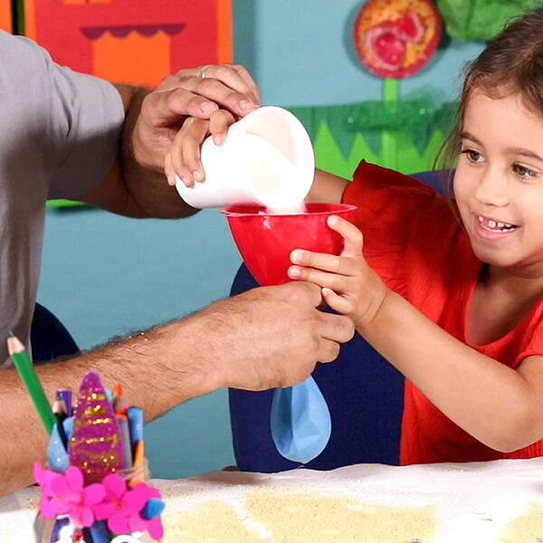 bostik-diy-australia-balloon-monsters-step-1-600x600