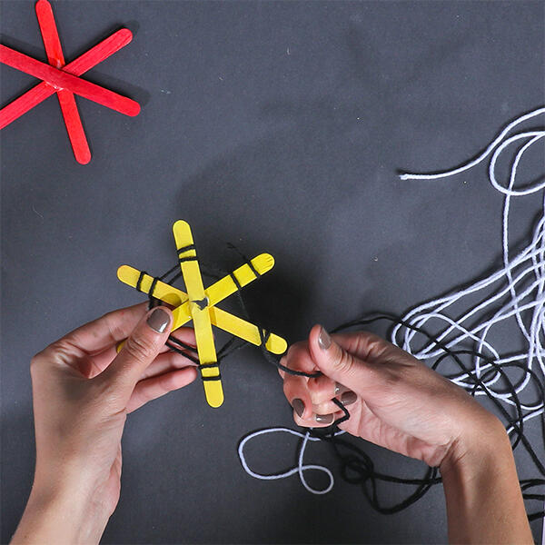 bostik-diy-australia-tutorial-halloween-spiders-step-2