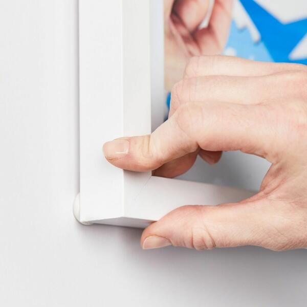 diy-bostik-uk-blu-tack-white-photo-600x600px