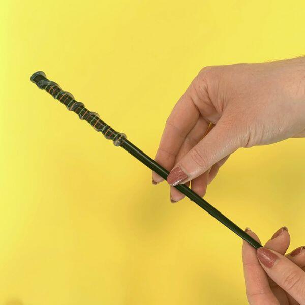 diy-bostik-uk-ideas-DIY-magic-wand-craft-step-3