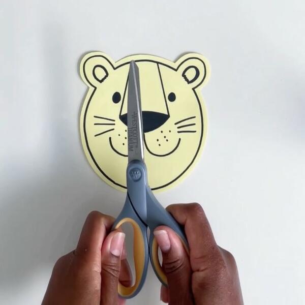 diy-bostik-uk-ideas-inspiration-easy-lion-craft-activity-2
