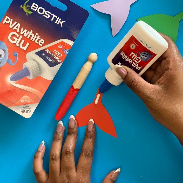 diy-bostik-uk-ideas-mermaid-clothes-peg-craft-step-4_0