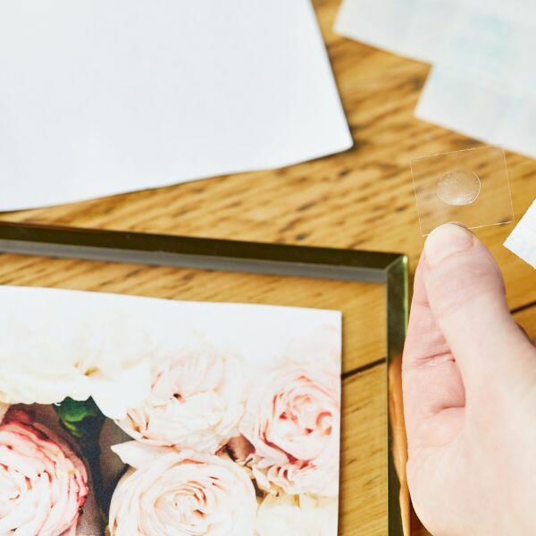 diy-bostik-uk-removable-glu-dots-600x600px (2)