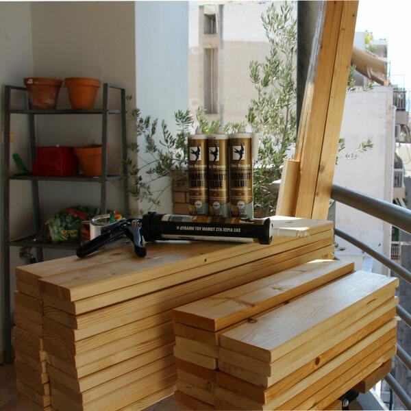 Bostik-DIY-Greece-tutorial-Balcony-Garden-step-1.jpg