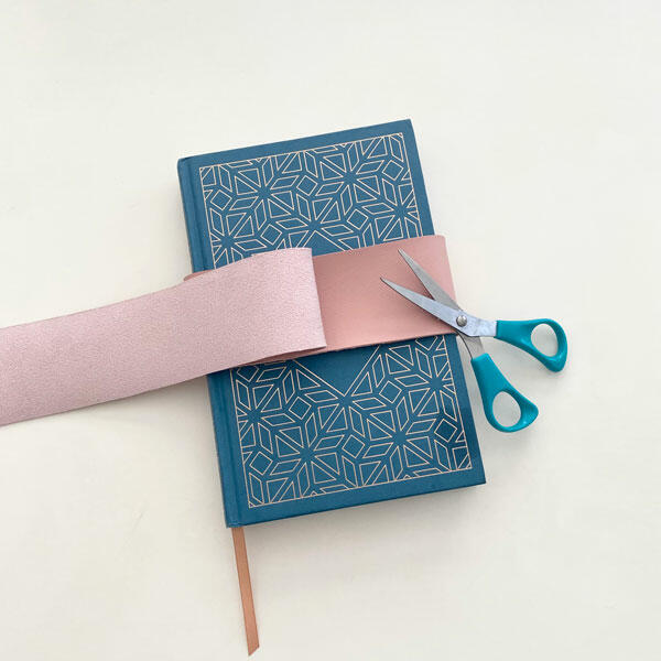 Bostik DIY Philippines tutorial how to create leather book band step 2