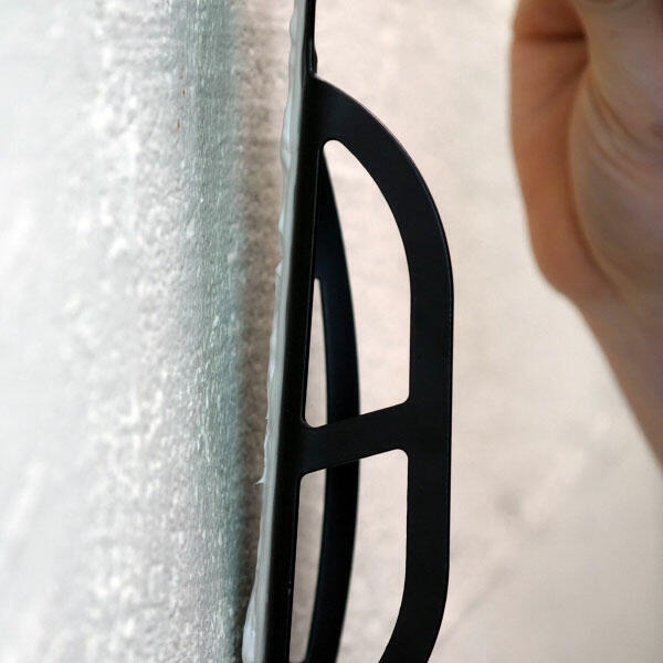 Bostik DIY France tutorial fix bike rack Step 3