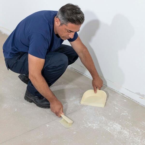 Bostik DIY Poland Tutorial gun foam safety preparation Block 1