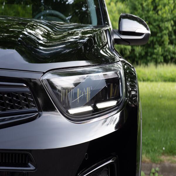 Bostik DIY UK Ideas Inspo Cracked Headlight Repair 4.jpg.jpg