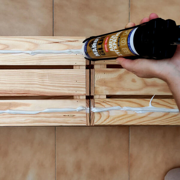 Bostik DIY Greece Tutorial Crates Image 1080x1080 04