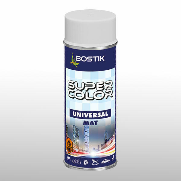 Matný sprej Bostik Super Color Universal s bielym vrchnákom a modernou grafikou, vhodný na presné matné povrchy s čistým a rovnomerným výsledkom.