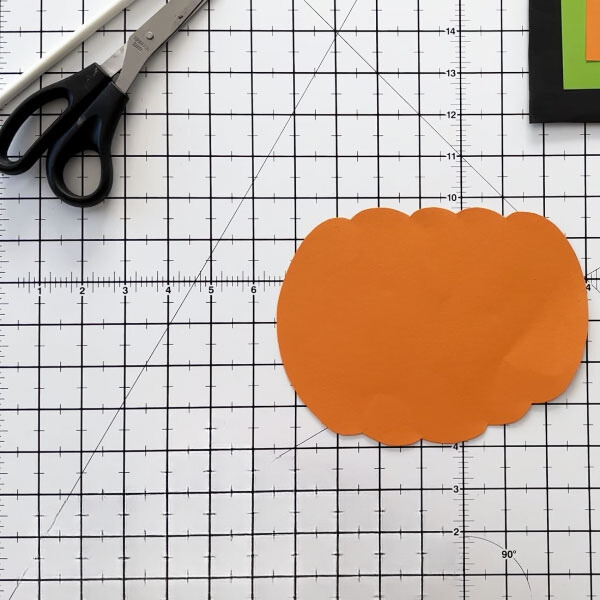 Bostik DIY Hong Kong Mandarin Chinese Tutorial Halloween Pumpkin Step 1