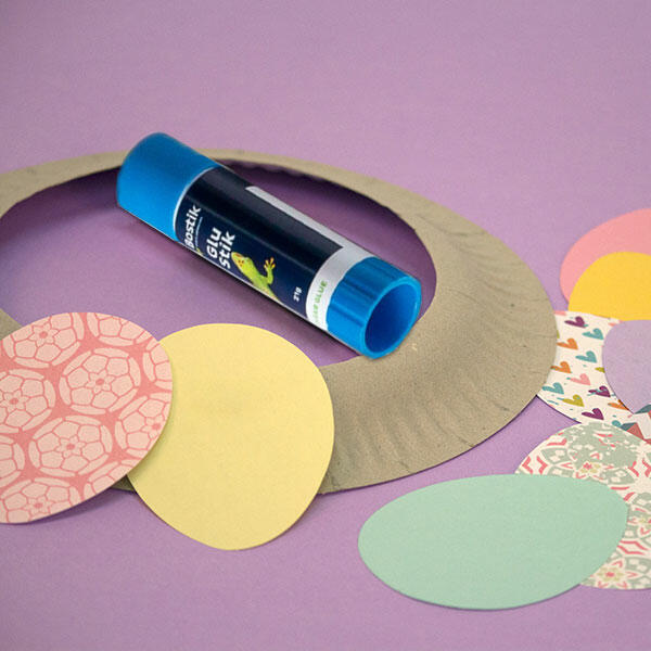 Bostik DIY Hong Kong Mandarin Chinese tutorial easter garland step 3