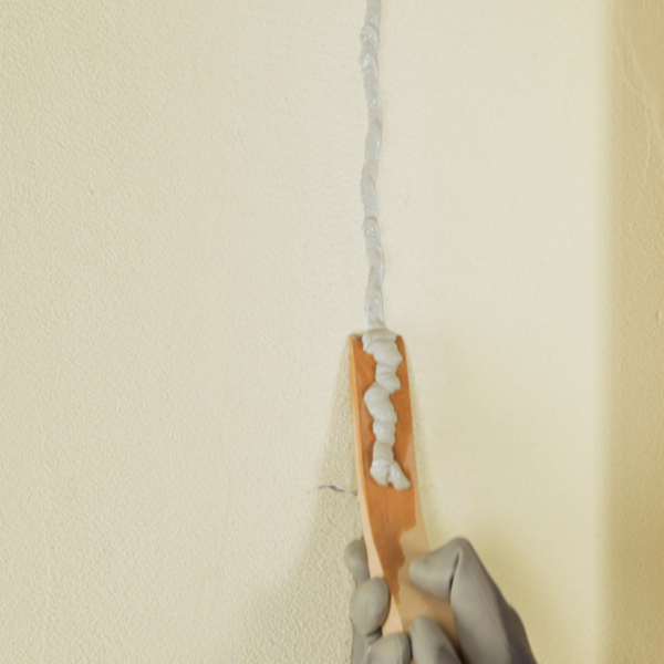 DIY Bostik Moldova Pu 811 Cum repari fisura din perete pas 7